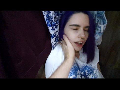 ❤️ Megtaláltam a nővéremet a szekrényben, és segítettem neki elélvezni. ❤❌ Baszás videó at hu.niceporn-tv.ru ️❤
